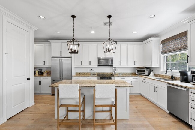 Photo - 135 N Cannery Row Cir