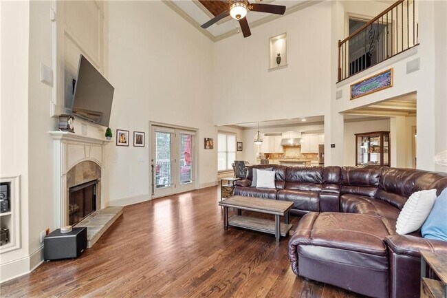 Photo - 2408 Winter Garden Pl