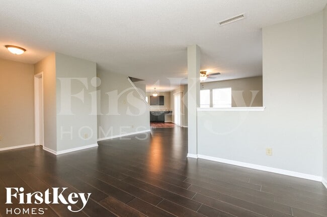 Photo - 10342 Fairmont Ln