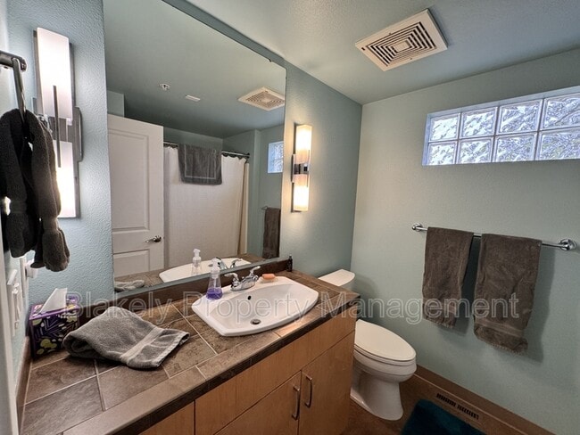 Photo - 502 S 15th St Unit Apt 104