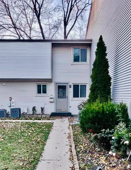Photo - 1019 Emerald Dr Townhome