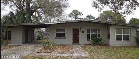 Photo - 151 E 7th St