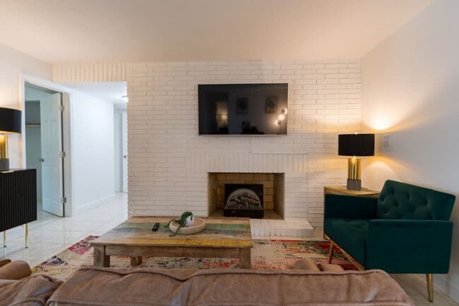 Photo - 505 Fillmore Ave Unit ID1044343P