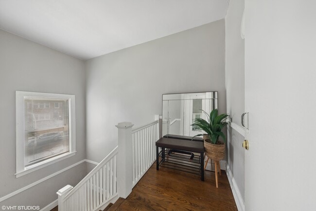 Photo - 4836 W Nelson St Unidad 2