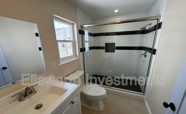 Building Photo - 3523 Park Blvd Rental