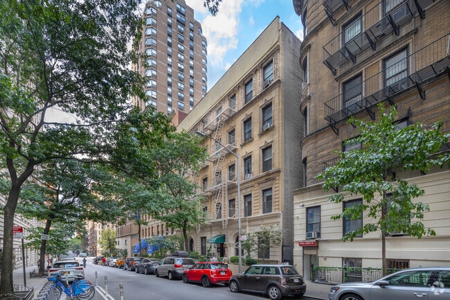 Photo - 203 W 87th St