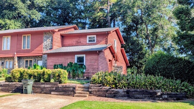 1725 Wynndowne Trail