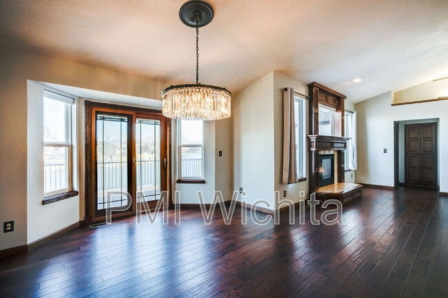 Photo - 112 S Springwood Dr