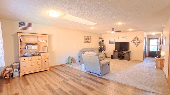Photo - 3209 White Elm Ct