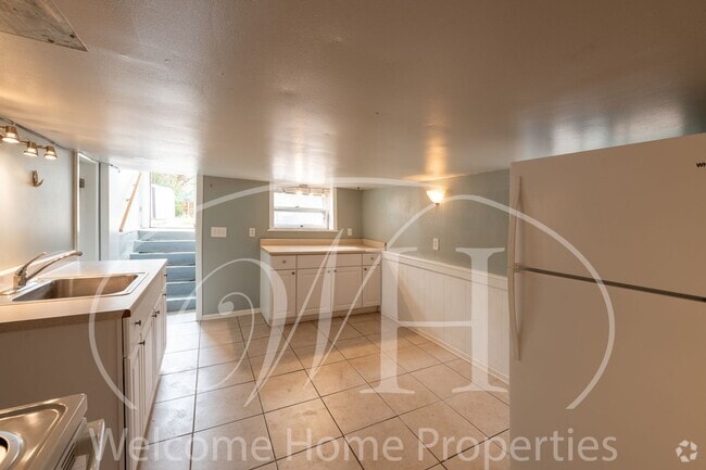 Building Photo - 316 SE 4th St Unit 316 4th -  2 Rental