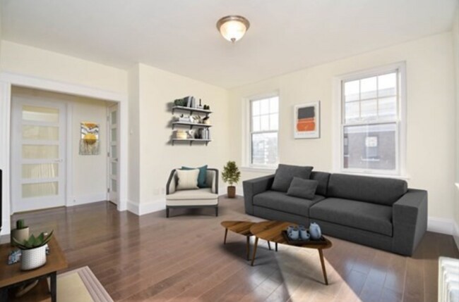 Photo - 62 Queensberry St Unit 404