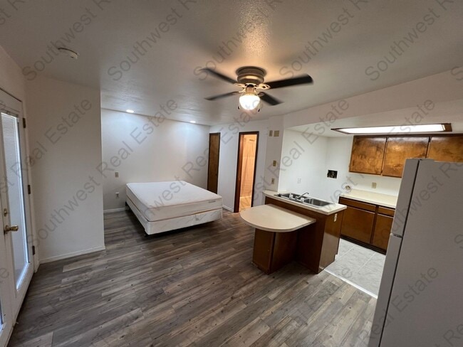 Photo - 1403 S Prince St