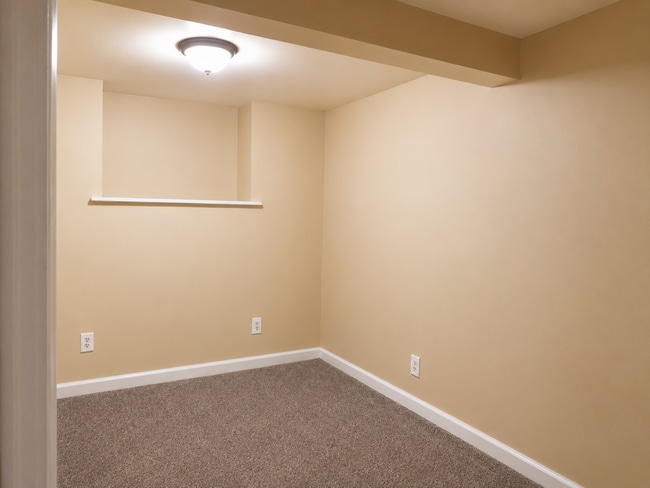 Photo - 9 Thompson St Unit 9 Thompson St, BMST, Troy, NY, 12180
