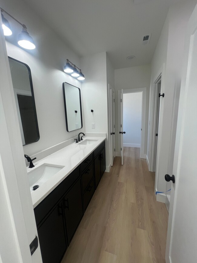 Photo - 1809 Liberia St