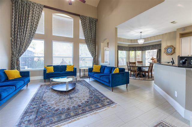 Photo - 9216 Sterling Gate Dr