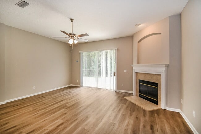2348 Cherokee Cove Trail
