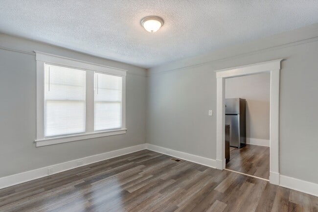 Photo - 1009 E 33rd St Unit A