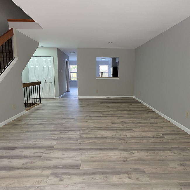 Photo - 813 Forest Trace Dr