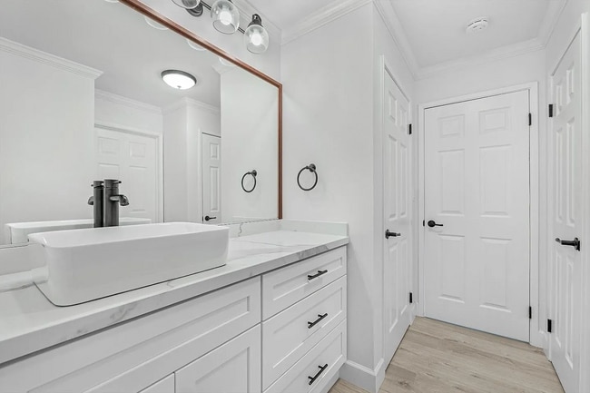 Welcome home to your beautiful starter hom... - Welcome home to your beautiful starter hom... Unit APT 114