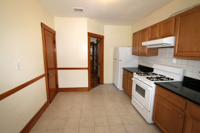 Photo - 475 Ashmont St Unit 3