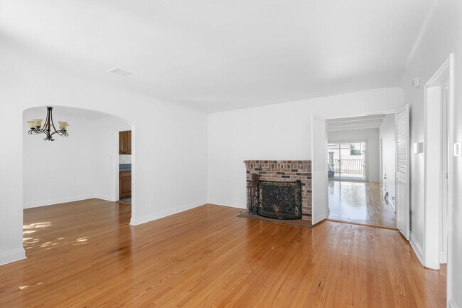Photo - Spacious 4 BR 3 BA Home in Prime West L.A.