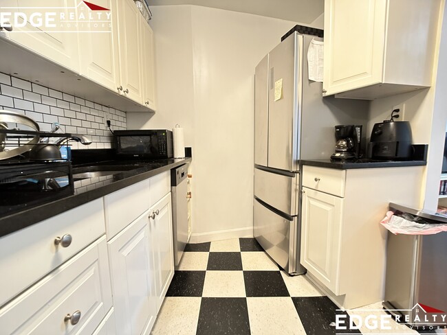 Photo - 130 Brainerd Rd Unit 1