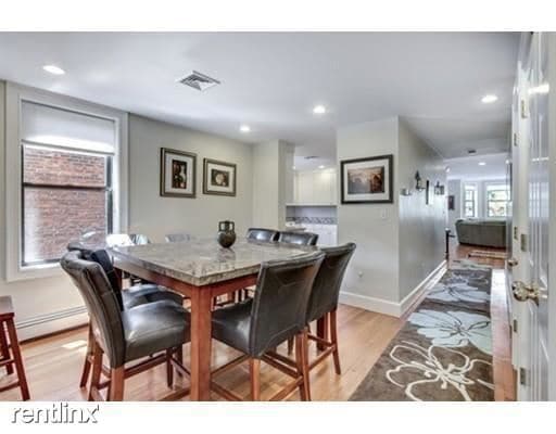 Photo - 1199 Beacon St Unidad 3