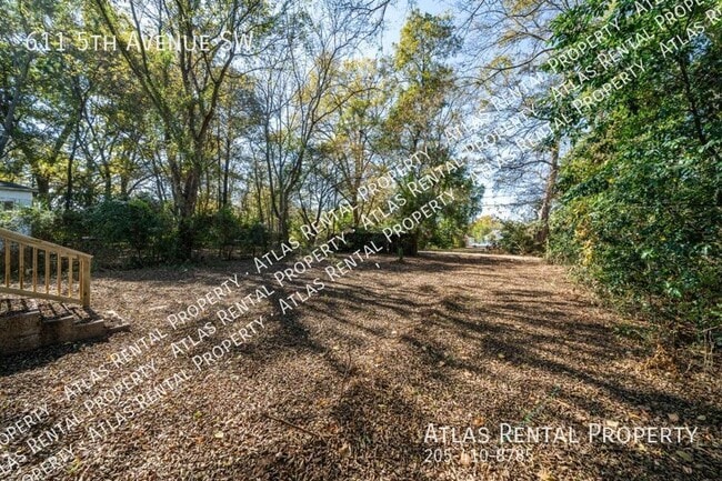 Photo - 611 5th Ave SW