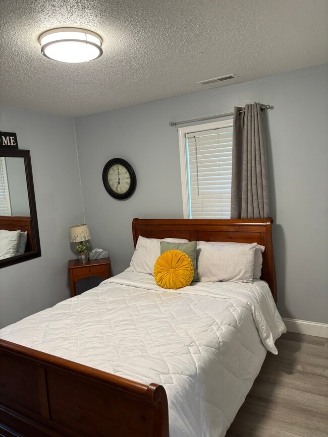 279 Noles Dr