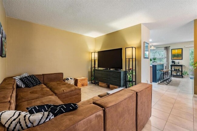 Photo - 4522 Winding River Way