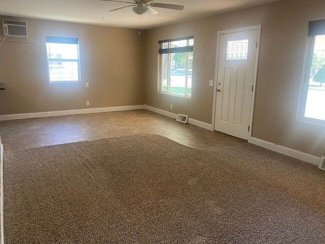 Photo - 3 BED | 1 BATH | SINGLE LEVEL HOME | ROBBINSDALE