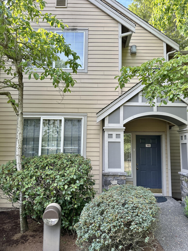 Main Entrance - 9225 122nd Ct NE Townhome