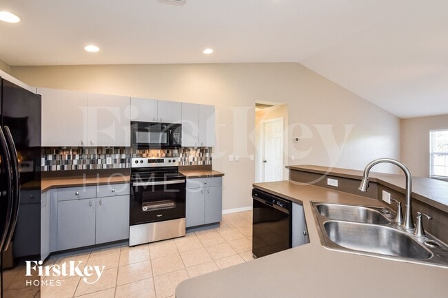 Photo - 1220 Bayou St E