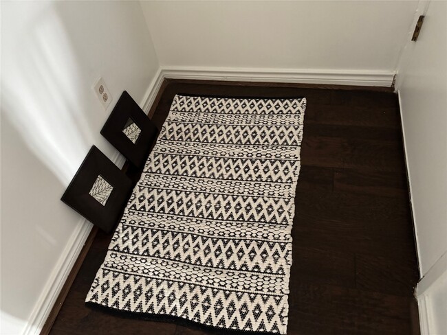 Photo - 10047 Westpark Dr Unit 9