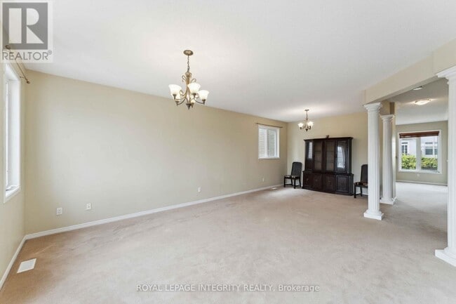 Photo - 215 Huntsville Dr