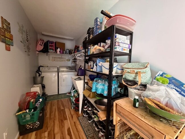 Photo - Comfort, Convenience, and Great Location!!