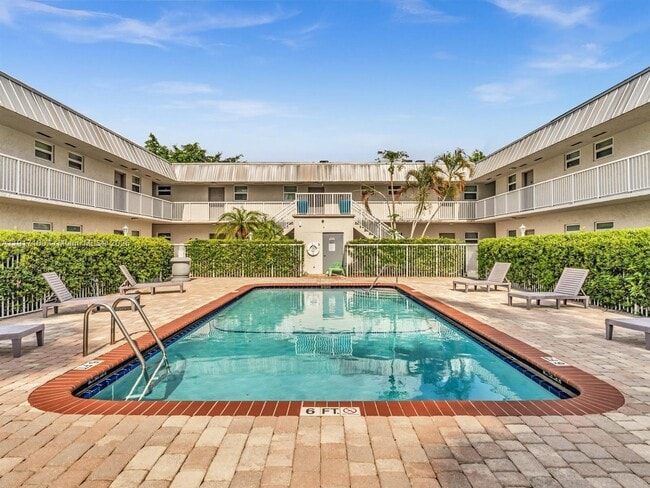 Building Photo - 2050 NW 89th Ave Unit 211