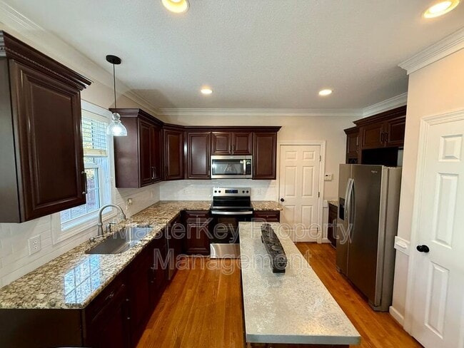 Photo - 6425 Cross Ridge Dr