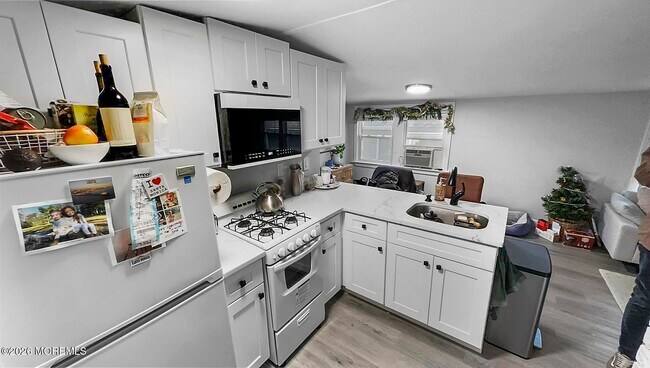 Photo - 4 Via Ripa Wy Unit 2