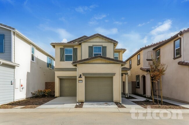 Photo - 29370 Cumaru Ct