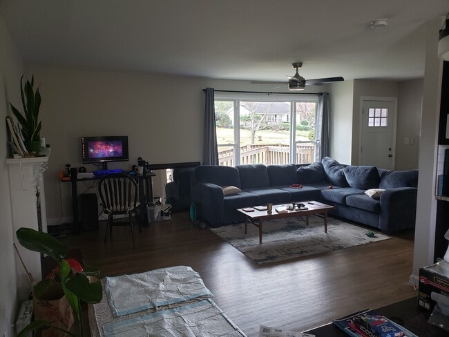 Living room - 10 Sir Abbott St