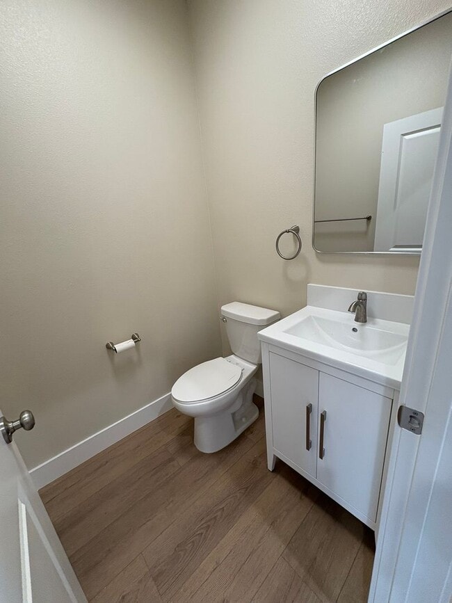 Photo - $2295.00 - BRAND NEW - Mid Town - OFF STRE...