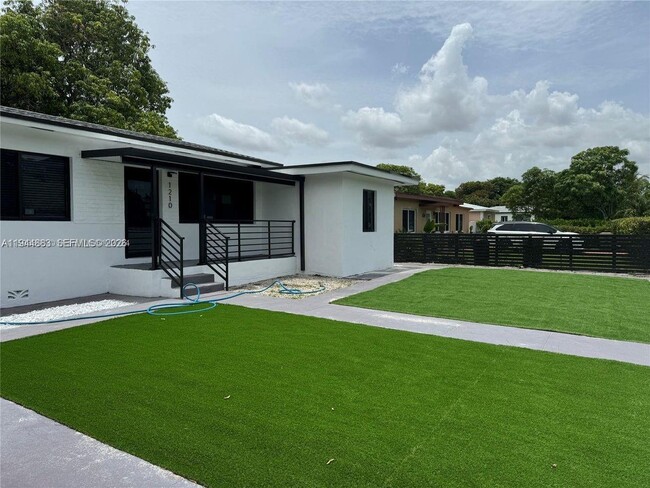 Photo - 1210 NW 123rd St