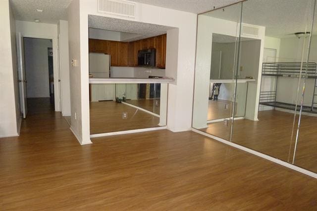 Photo - 9835 Walnut St Unit 107