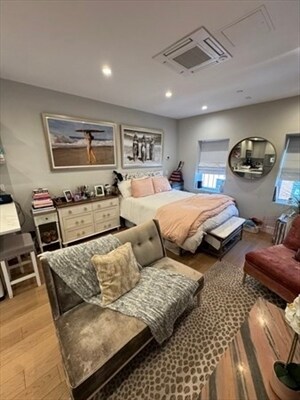 Photo - 267 Newbury St Unit 3