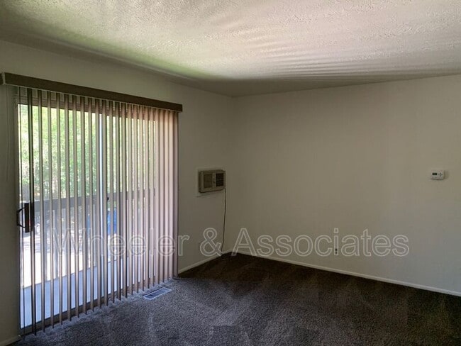 Photo - 2650 Jefferson Ave