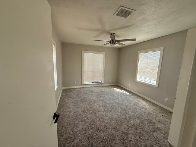 Photo - 1421 Lauderdale Ave