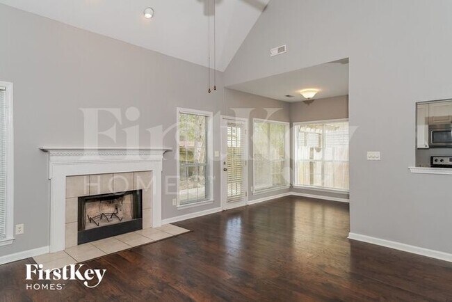 Photo - 633 Old Cahaba Dr