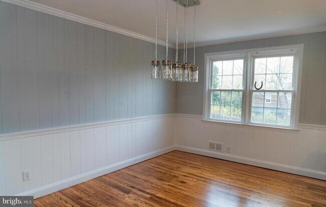 Photo - 360 Old Trail