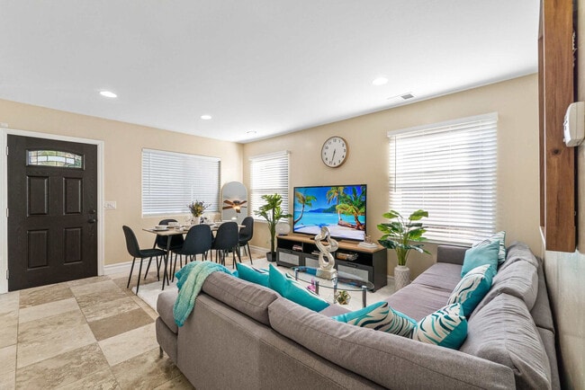 6090 Rock St Unit SI ID1465012P